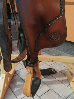 Westernové sedlo Wade - 3