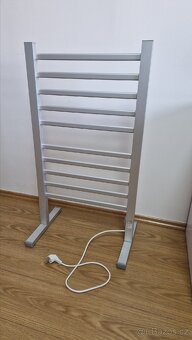 Elektrický sušák na ručníky / žebřík - 3