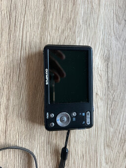 Prodám dig. fotoaparát OLYMPUS 12 megapixelů - 3