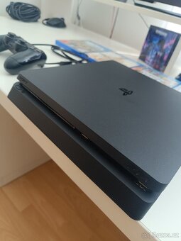 PlayStation 4 Slim 1TB + 4 hry - 3