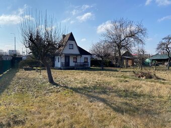 Prodej zahrady 858m2 České Budějovice 3 - 3