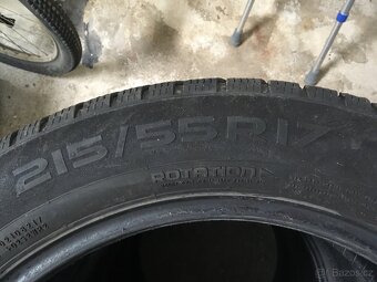 Prodám zimní pneu Nokian R17 215/55 - 3