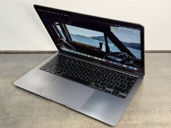 MacBook Air 13'' 2020 / M1 / 16GB / 256GB SSD / Space Gray - 3