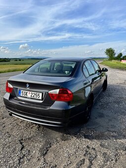 BMW e90 2.0D - 3