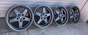 Rondell 0072 17 BMW - 3