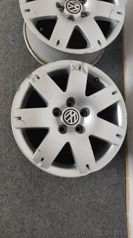 VW Passat original 16" disky - 2 kusy - 3