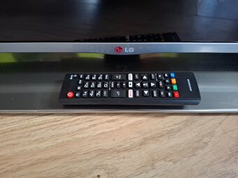 Smart Lg 81cm WiFi YouTube plne funkcni - 3