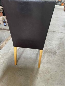 Prodám opravdu luxusní židle 5 kusů temně hnědá Nappa kůže. - 3