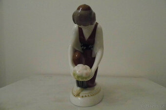 KPM - Berlínský svatební průvod Adolfa Amberga, klečící ture - 3