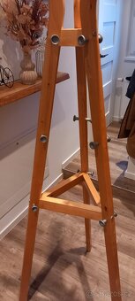 Dřevěný věšák - 3