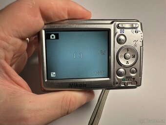 Nikon Coolpix L12 - 3