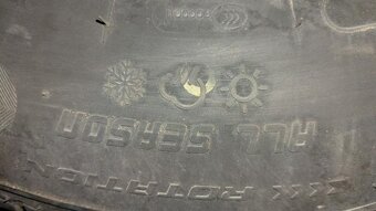 Celoroční pneu 13" - 3