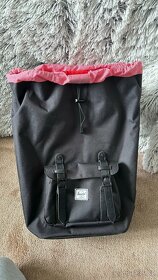 Herschel Little America Black/Black 25L - 3