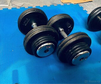 Jedoručni činky 2x 20/25/30kg - 3