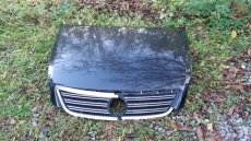 Černá kapota VW Phaeton - 3