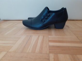 Dámské elegantní polobotky/lodičky Easy Street 41,5 - 3