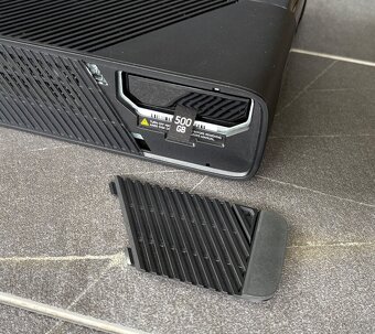 Xbox 360 (500 GB) + Kinect, ovladač, hry - 3