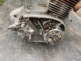 Jawa 250 / 353 Pulbuben - motor - 3