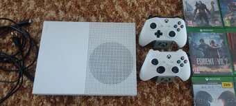 Xbox One S - 3