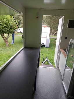 Gastro přivěs, pojízdná prodejna, food truck - 3