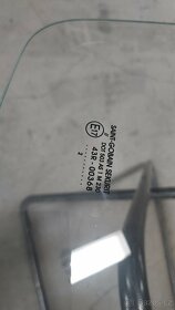 Čelní sklo Peugeot 205 - 3