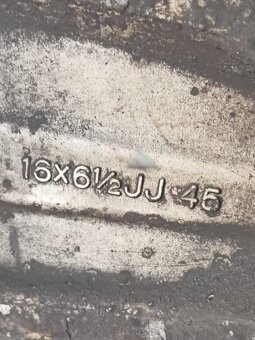 Alu kola se zimními pneumatikami - 3