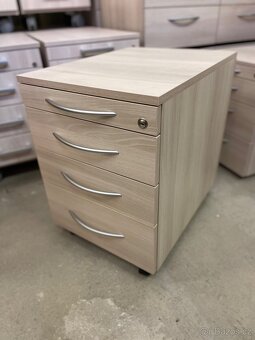 Kancelářský set ( stůl, úložný box, židle) - 3