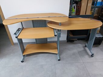 Kancelářský stůl otočný - 3