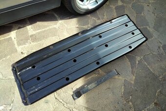 Ochranný plech, kryt pod nádrž a držák nádrže Rexton I. - 3