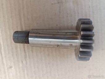 ozubený hřídel převodovky jawa 250 350 výstupní hřídel - 3