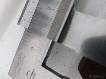 historické šrouby + ? - 3