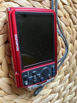 Olympus mju Tough 3000 - hlásí chybu - 3