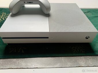 Xbox one s 1TB - 3