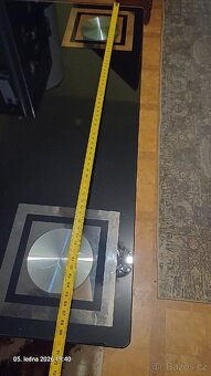 Kuchyňský stůl. - 3