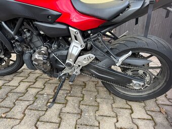 Yamaha MT-07 - 3