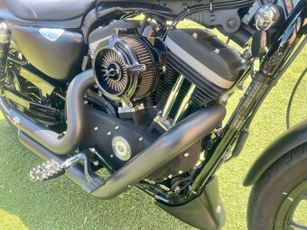 Harley Davidson XL883N IRON - 3