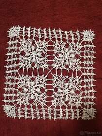 Sada háčkovaných prostírání - 3