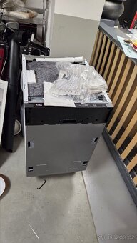 Vestevná myčka Beko DIS35020 - 3