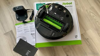 Robotický vysavač iRobot i7 - 3