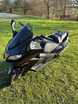 Aprilia SRV 850 - 3