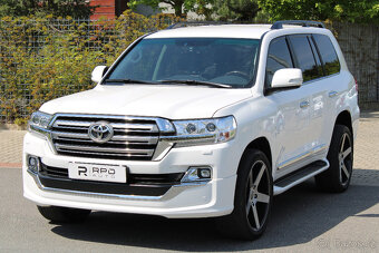 Toyota Land Cruiser 200 4.5 D4-D V8 / 69.850 km / 183kW - 3