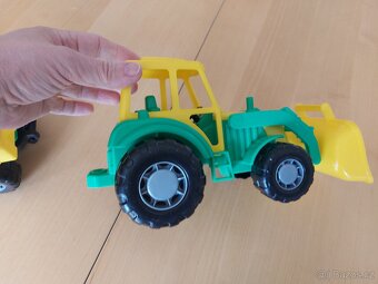 TRAKTOR NAKLADAČ S VLEKEM 50 CM - 3