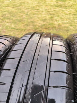 4 letní kola ŠKODA 15´,5x100 pneu 185/60/15 RAPID, FABIA - 3