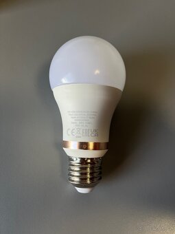 Chytrá RGB žárovka PHILIPS Wiz connected - 3