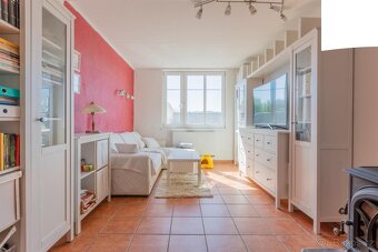 Prostorný byt 5+1 (114 m²) v klidné části Karlových Varů – F - 3