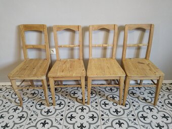 Staré, selské židle po renovaci - 3