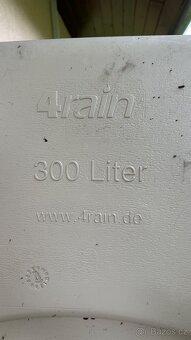 Plastová nádrž na vodu Seine písková, 300 L - nepoužitá - 3