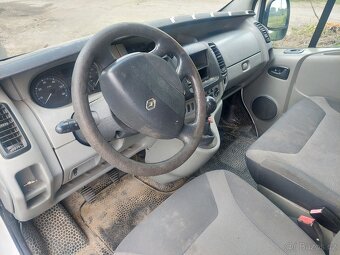 Renault Trafic 2010 - 3