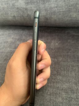 iPhone 8.64 GB - 3
