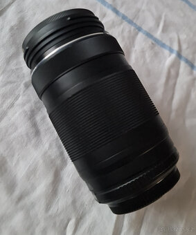 Olympus M.Zuiko ED 75-300mm II f4,8-6,7 černý - 3